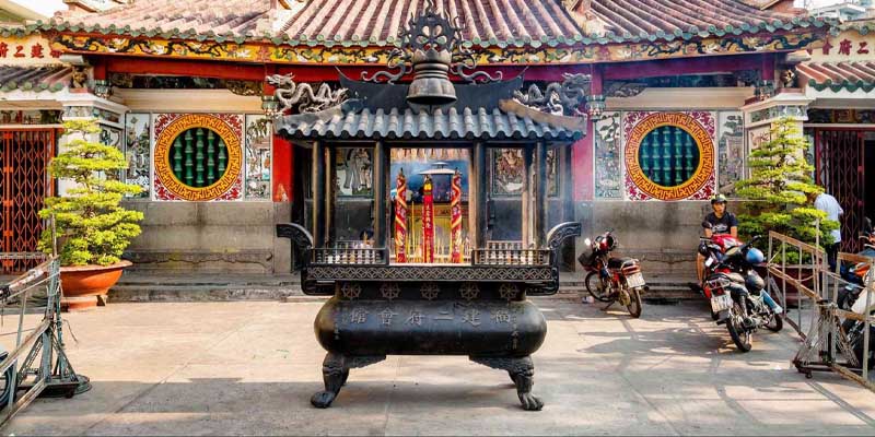 Chiêm bao đi đền cầu duyên