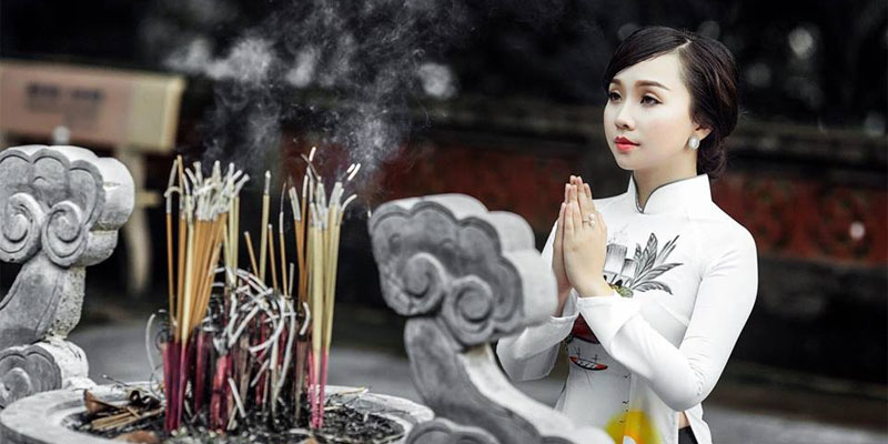 Giải Mã Nằm Mơ Thấy Đi Chùa Là Điềm Gì? Tốt Hay Xấu